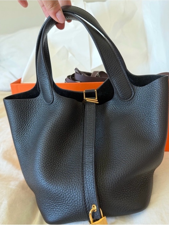 Hermes Handbags - Hermes picotin 18